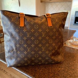 Beautiful vintage Louis Vuitton Mezzo Tote